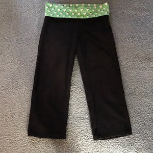 Pink Victoria’s Secret crop Yoga pants